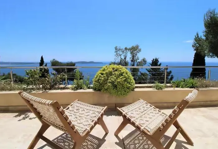 Casa de Férias Sea View In Carqueiranne